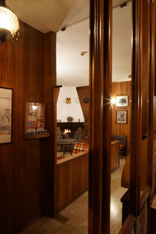 Hotel Al Caminetto Valtournenche Eksteriør bilde