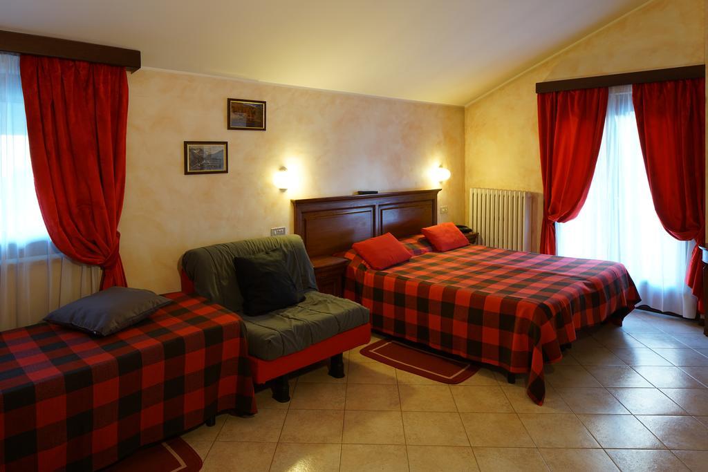 Hotel Al Caminetto Valtournenche Eksteriør bilde