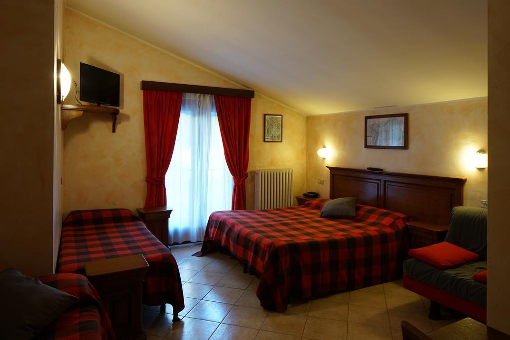 Hotel Al Caminetto Valtournenche Eksteriør bilde