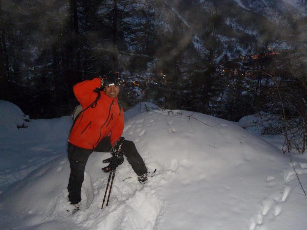 Hotel Al Caminetto Valtournenche Eksteriør bilde