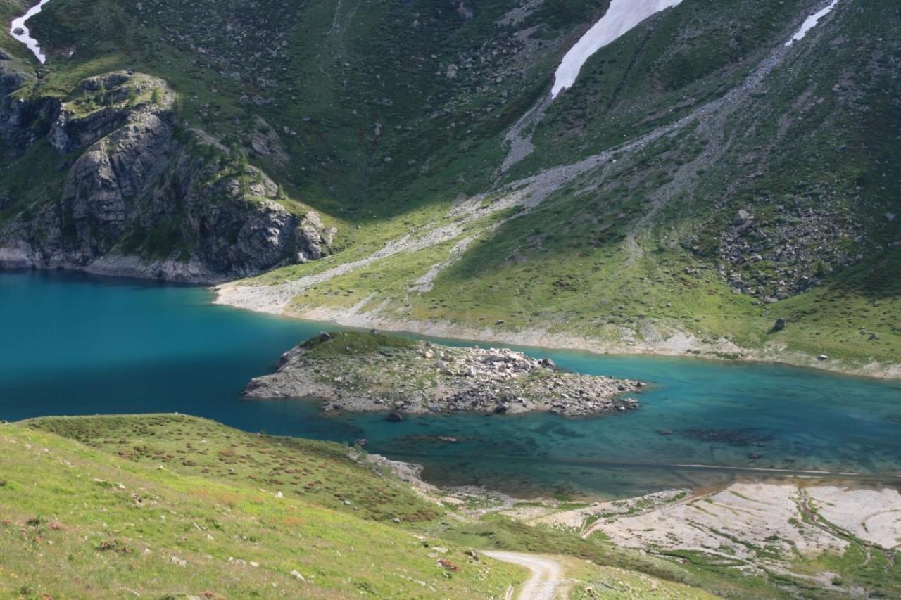 Hotel Al Caminetto Valtournenche Eksteriør bilde
